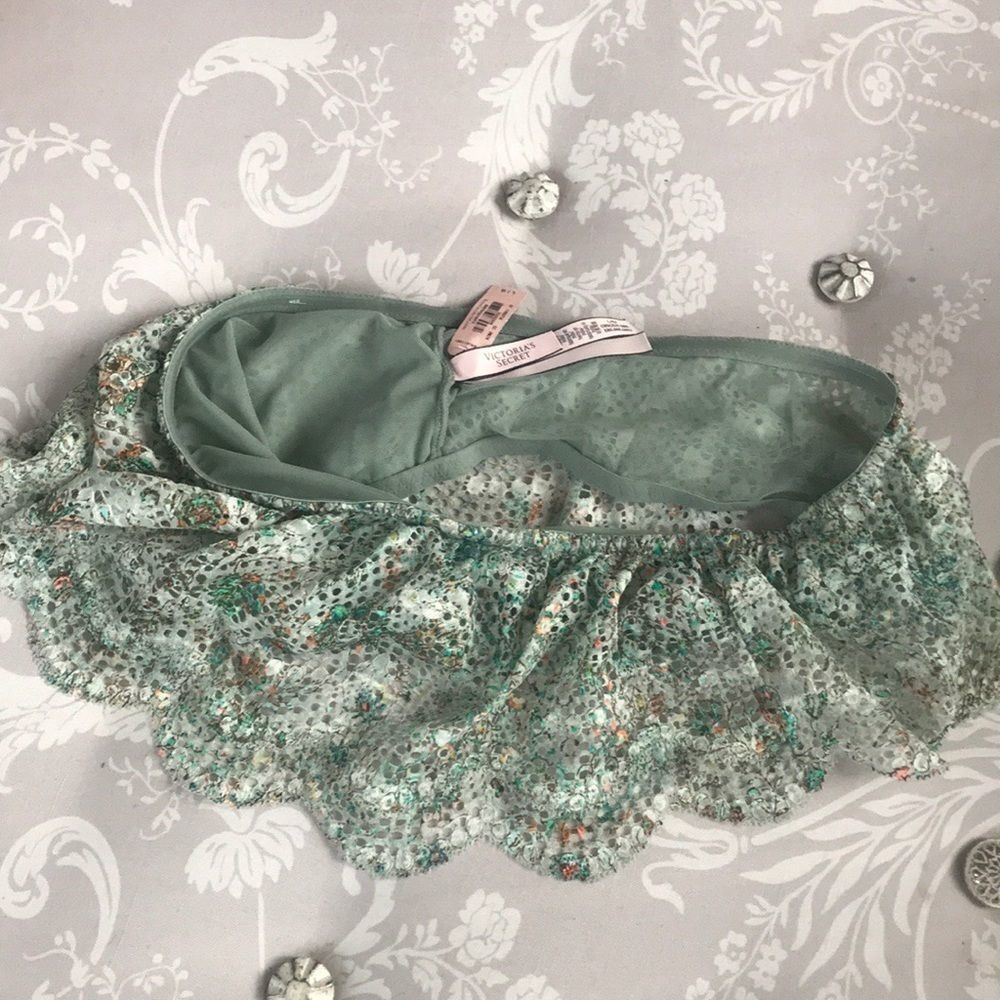 Victoria Secret strapless bralette